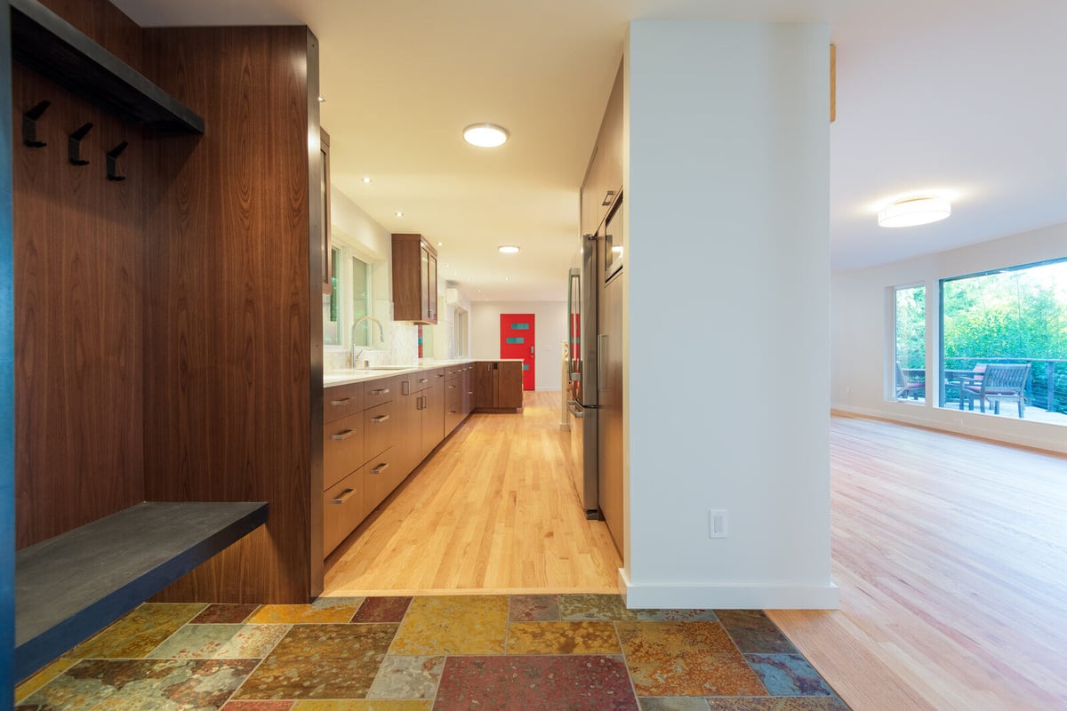 Contemporary living room with hardwood floors and recessed lighting, CB Construction, Seattle